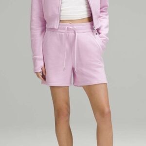 Lululemon Scuba High Rise Short 5" NWT Size 12